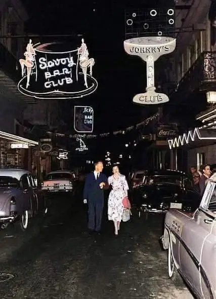Savoy Bar Club